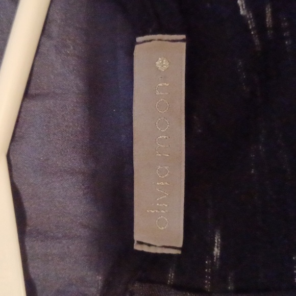 💙🌺Black Sleeveless Top Zipper In The Back - Picture 6 of 8